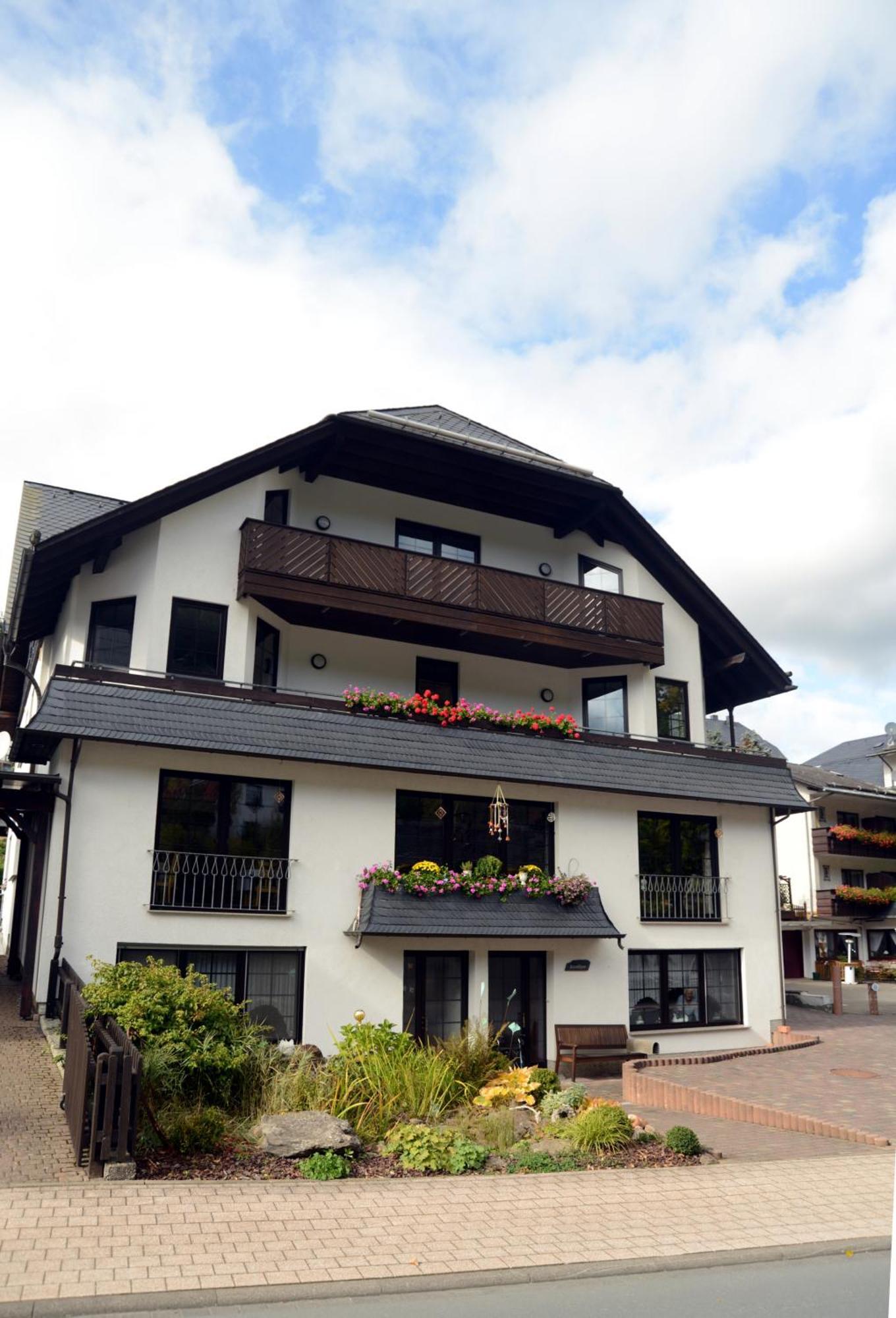Hotel Leise Garni Schwalefeld Buitenkant foto