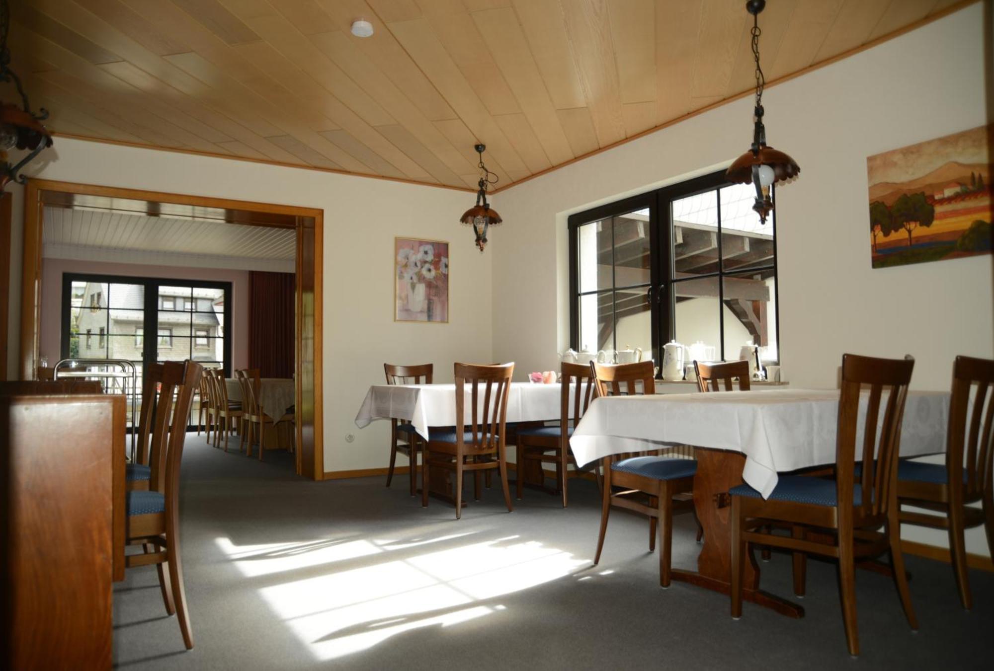 Hotel Leise Garni Schwalefeld Buitenkant foto